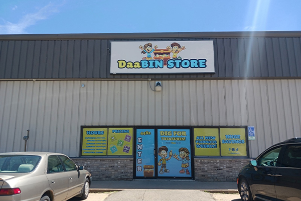 Dubuque DaaBIN Store Exterior